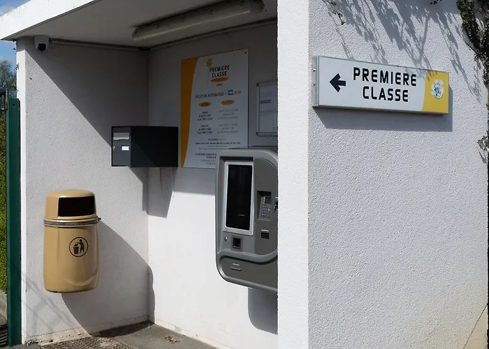 Parc Des Expositions 2* Lisieux